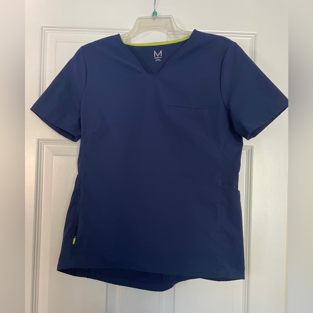 Medelita Navy Scrub Set
